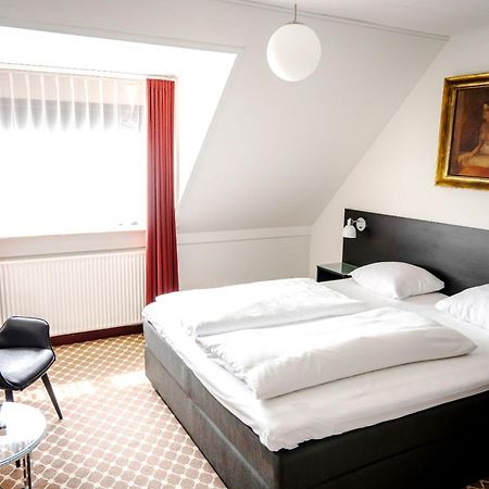 Hotel Kryb I Ly Kro Fredericia Room photo